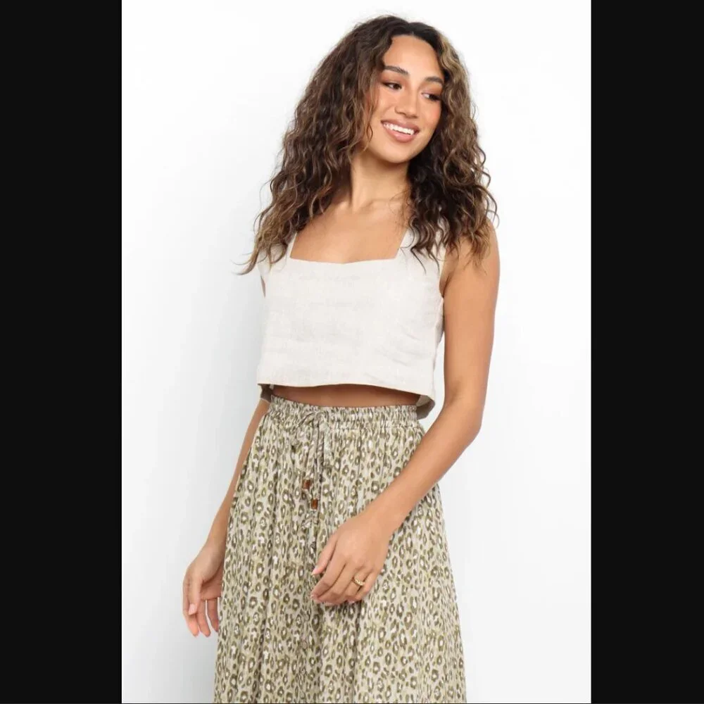 Petal & Pup Devlin Beige Square Neck Cropped Linen Top 4 - Picture 6 of 16